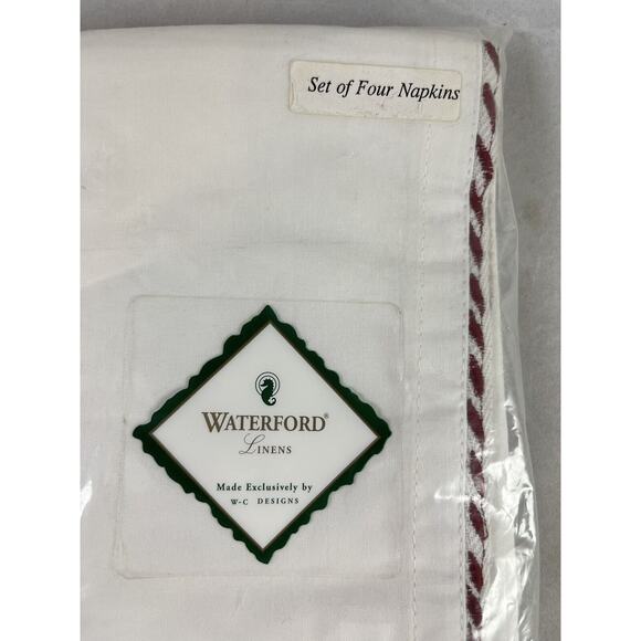 Waterford Linens Set of 4 Napkins Red White Trim New Dead Stock NIP - Picture 2 of 5